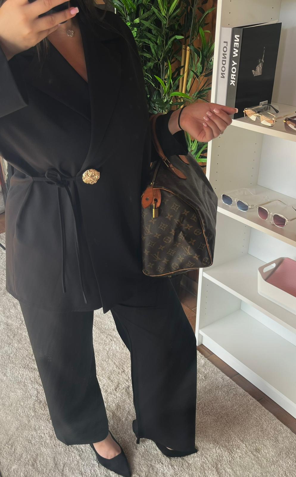 Ensemble noir